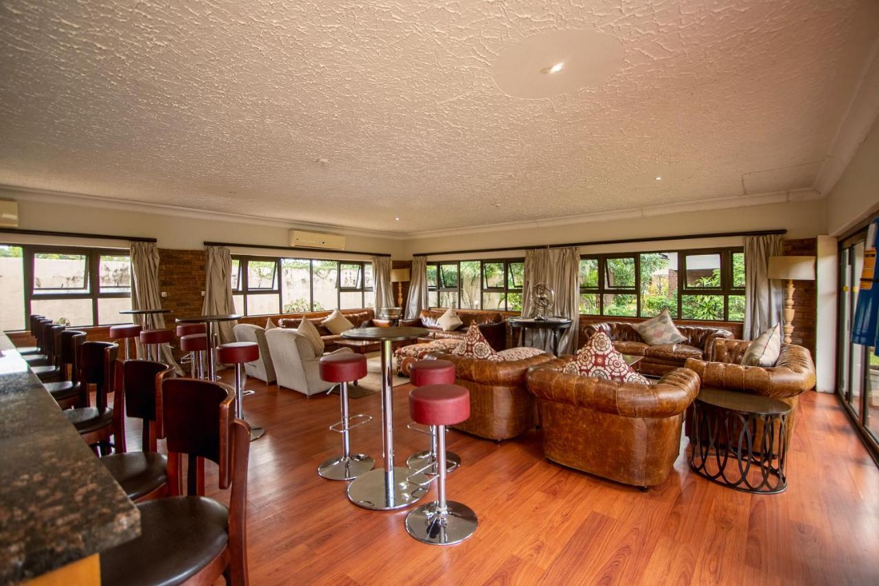 The Victoria Falls Deluxe Suites מראה חיצוני תמונה