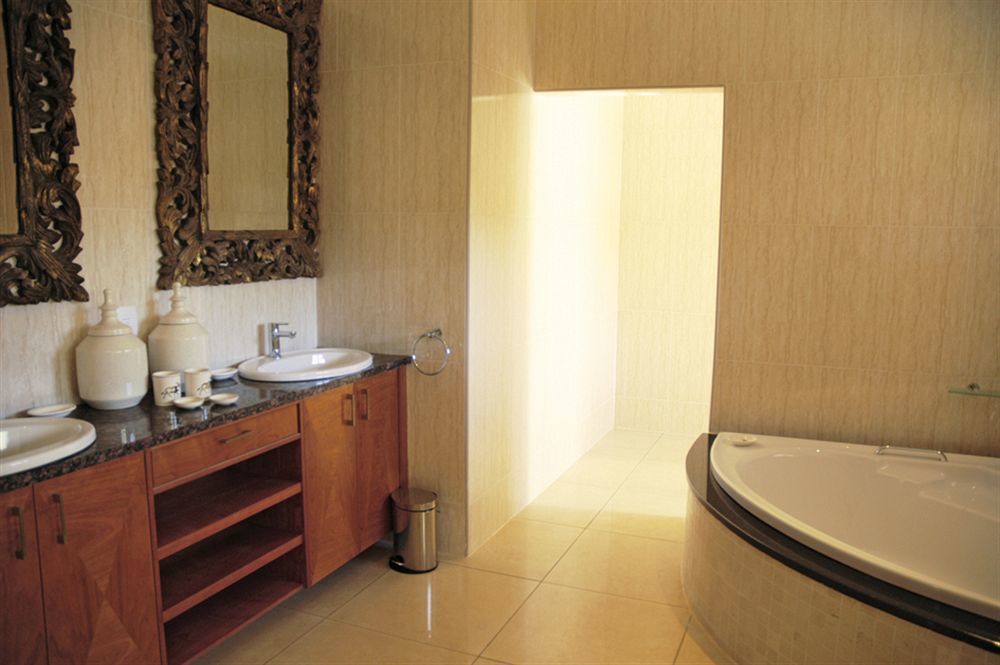 The Victoria Falls Deluxe Suites מראה חיצוני תמונה